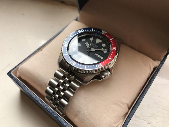 Dong ho lan Seiko SKX009K2 Cho Nam anh 2